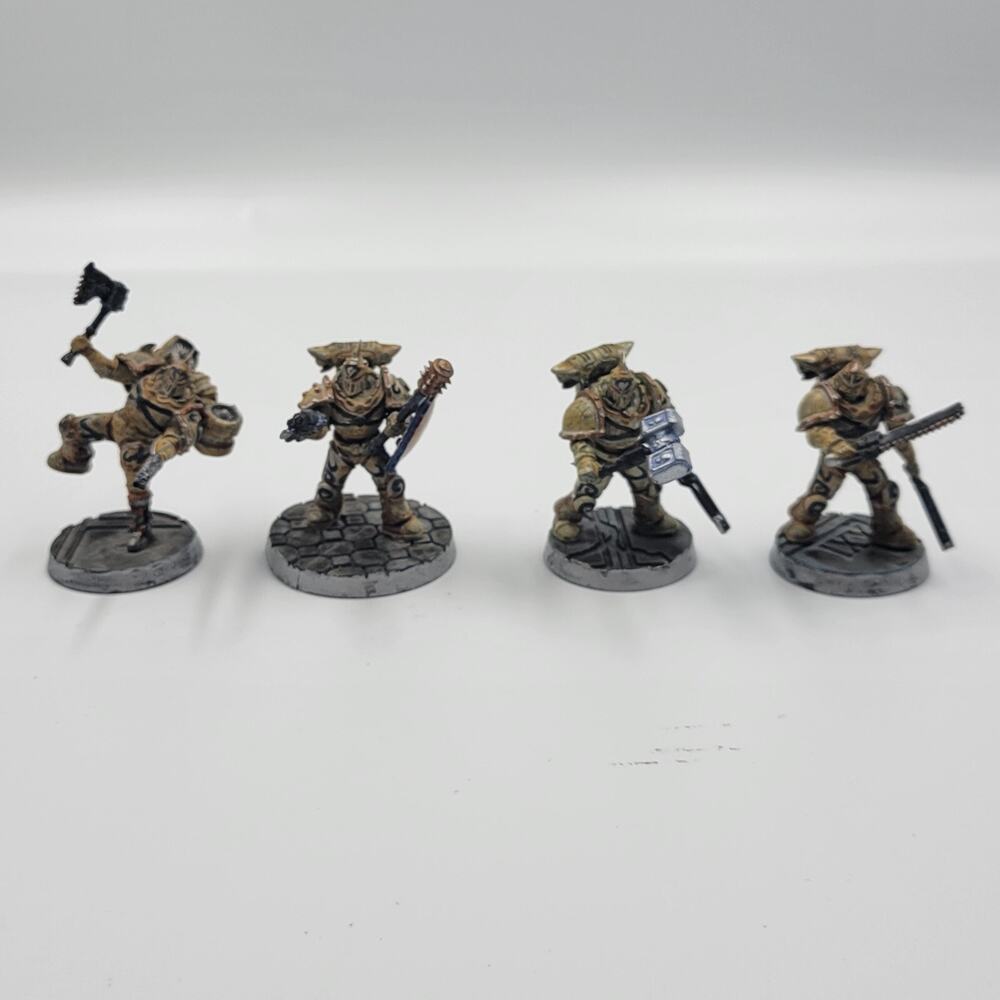 LOT OF 4 PAINTED Games Workshop Warhammer 40,000 40K CHAOS WARRIORS